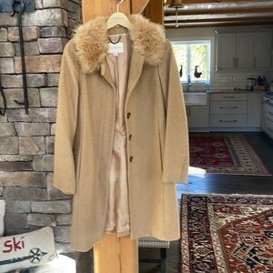 Banana Republic, wool coat, size M, with faux fur